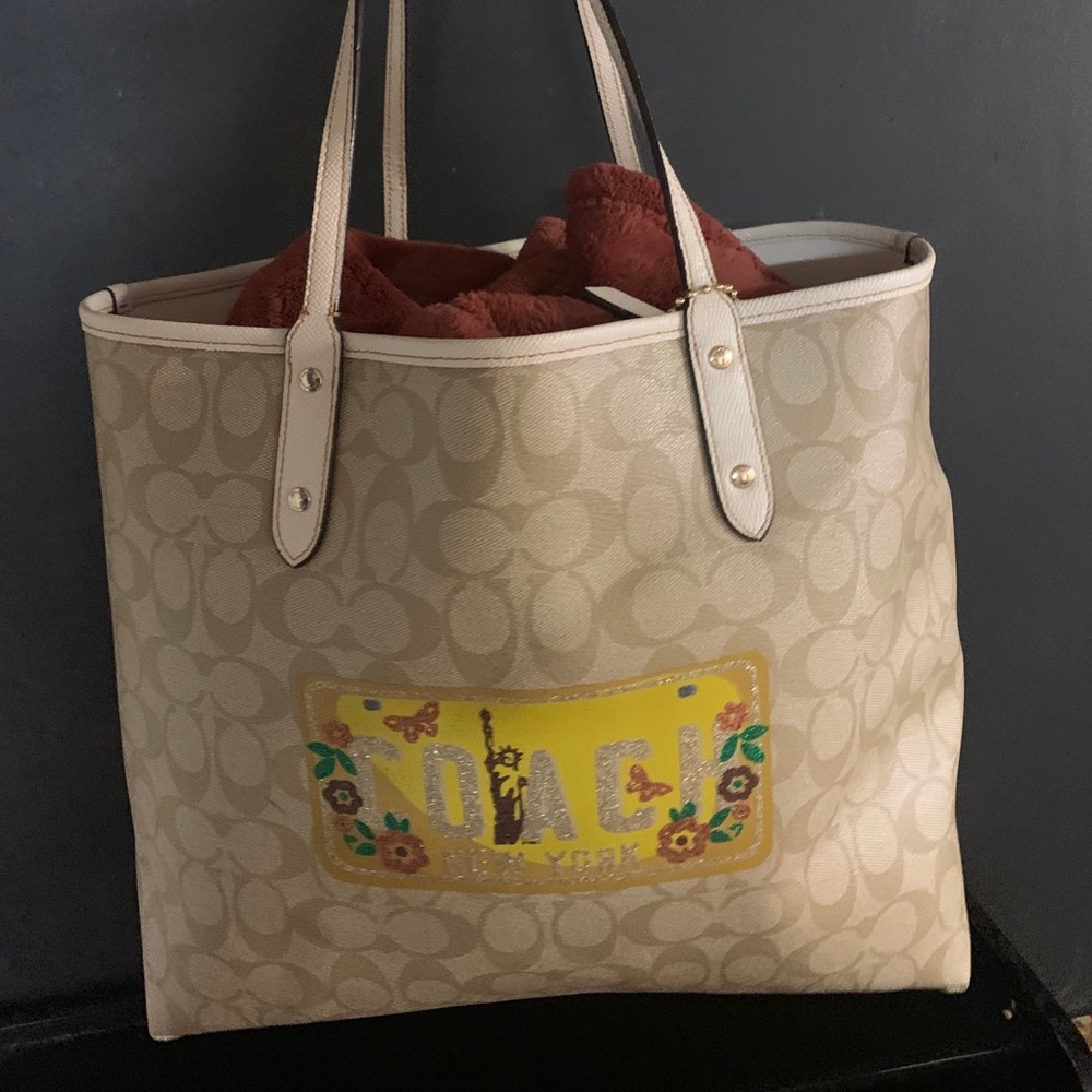 Coach Tote